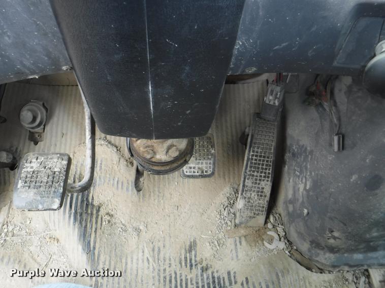 image for item DB3911 1993 Ford L8000 dump truck