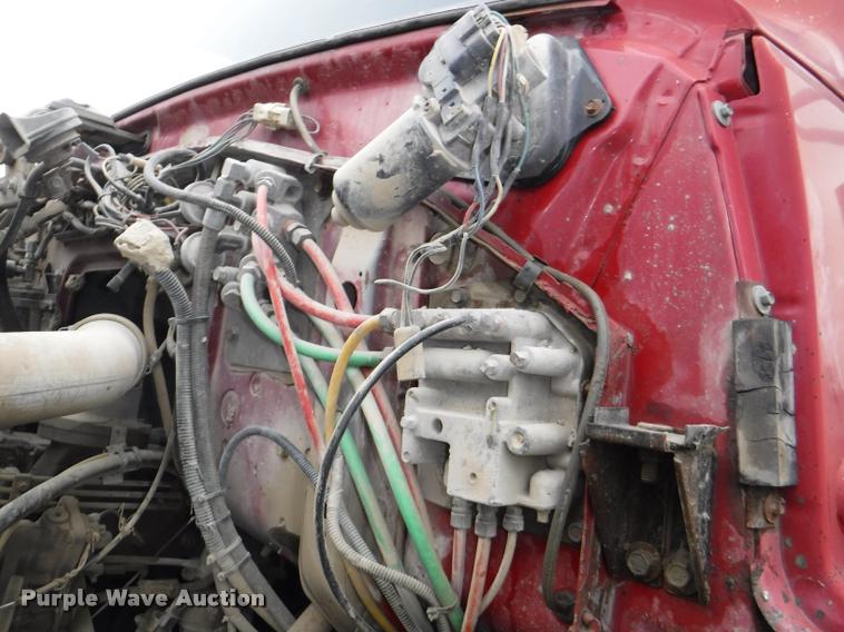 image for item DB3911 1993 Ford L8000 dump truck