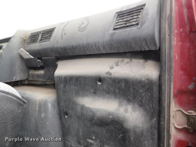 image for item DB3911 1993 Ford L8000 dump truck
