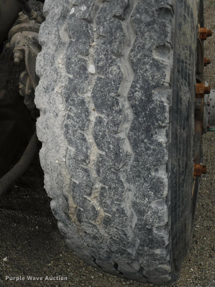 image for item DB3911 1993 Ford L8000 dump truck