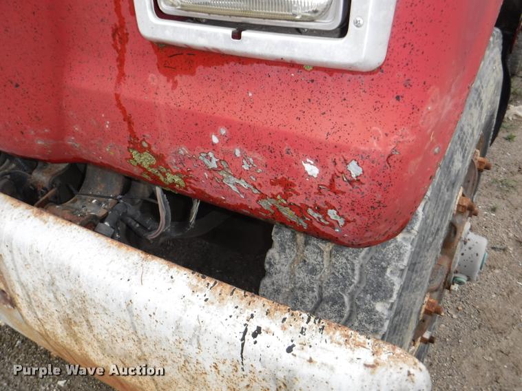 image for item DB3911 1993 Ford L8000 dump truck