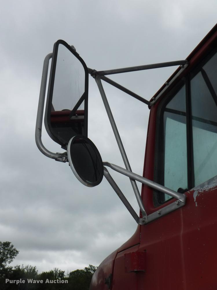 image for item DB3911 1993 Ford L8000 dump truck