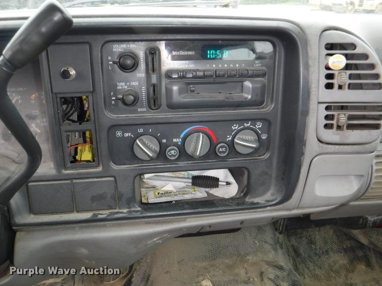 image for item DB3920 1998 Chevrolet 1500 pickup truck