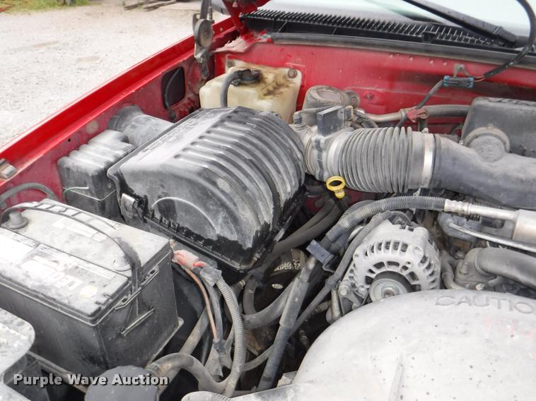 image for item DB3920 1998 Chevrolet 1500 pickup truck