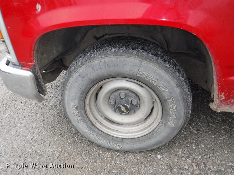 image for item DB3920 1998 Chevrolet 1500 pickup truck