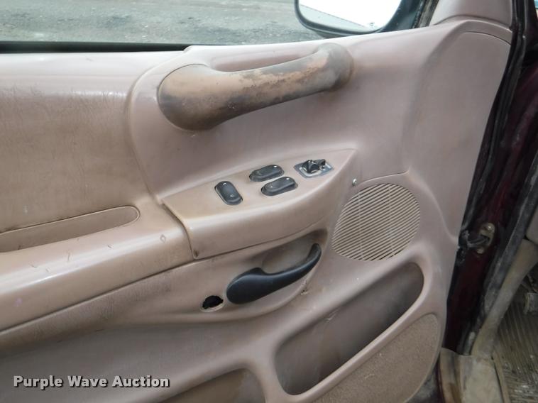 image for item DB3922 1997 Ford F150 XLT SuperCab pickup truck