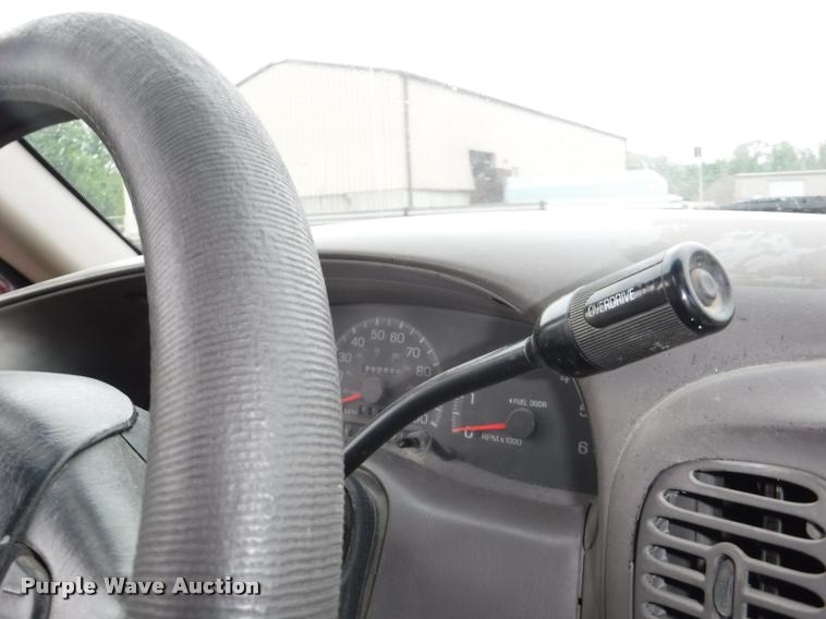 image for item DB3922 1997 Ford F150 XLT SuperCab pickup truck