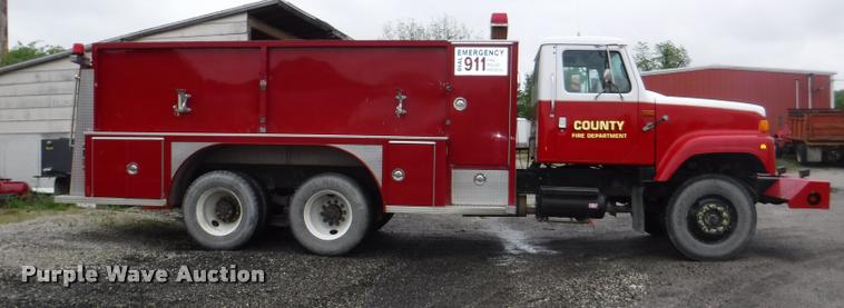 image for item DB3923 1997 International 2554 tanker fire truck