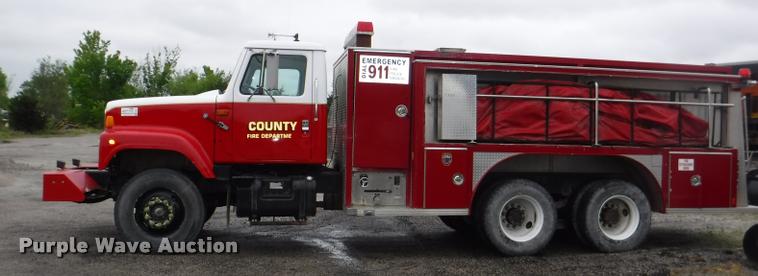 image for item DB3923 1997 International 2554 tanker fire truck