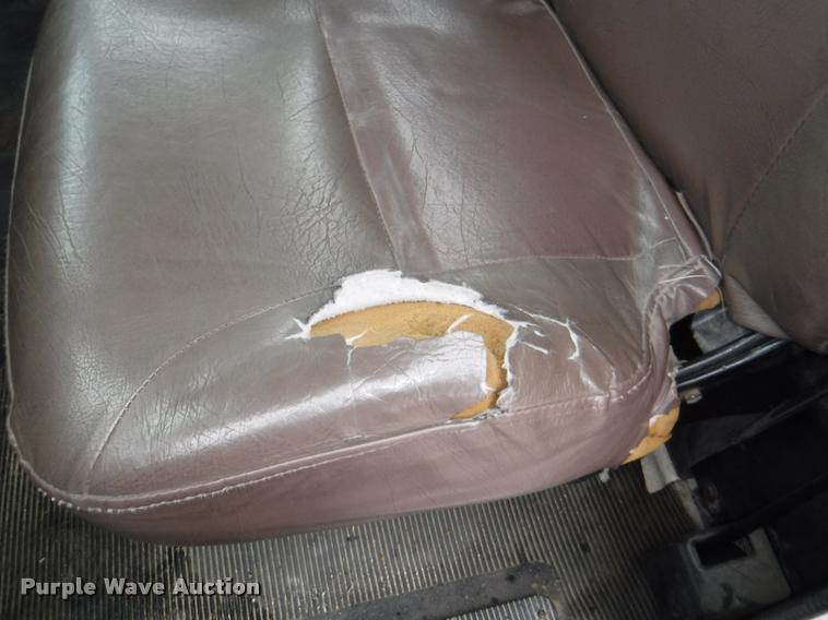 image for item DB3923 1997 International 2554 tanker fire truck