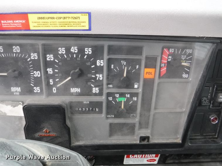 image for item DB3923 1997 International 2554 tanker fire truck