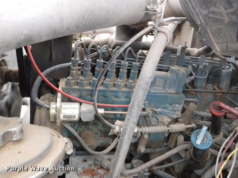 image for item DB3923 1997 International 2554 tanker fire truck