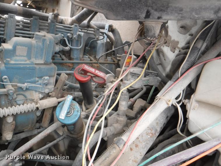 image for item DB3923 1997 International 2554 tanker fire truck