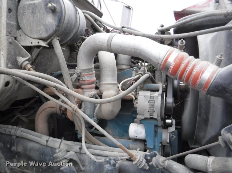 image for item DB3923 1997 International 2554 tanker fire truck