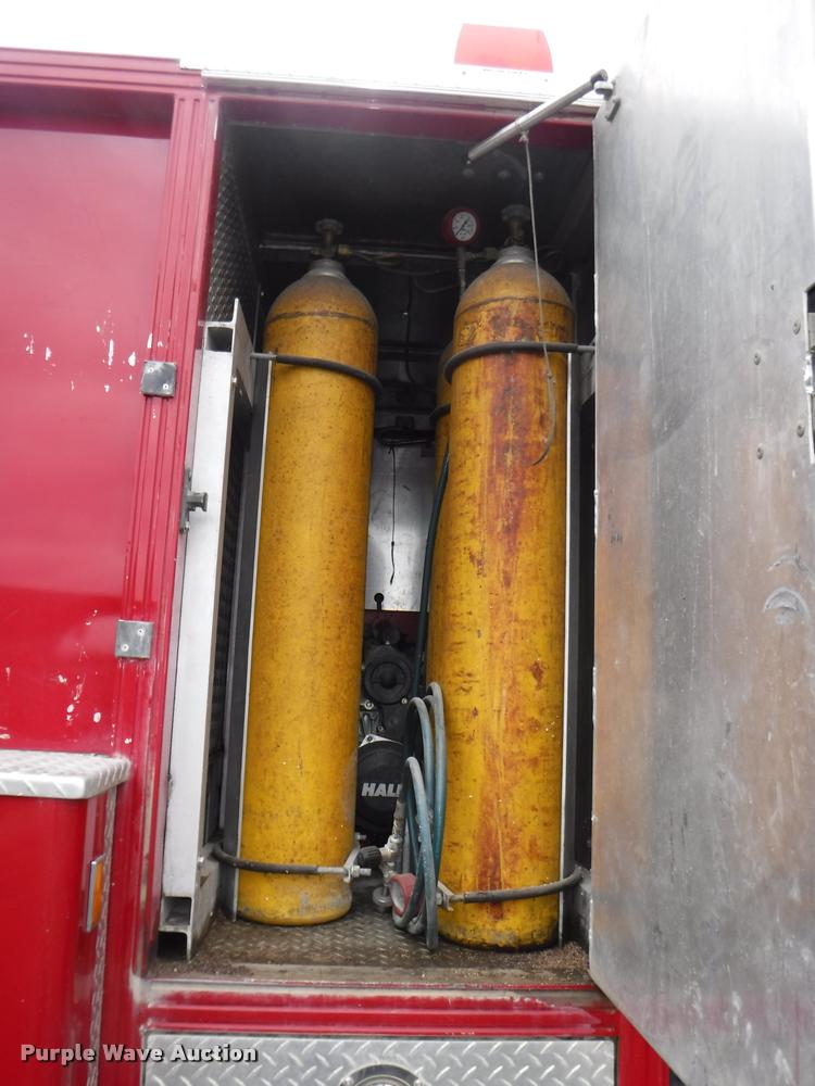 image for item DB3923 1997 International 2554 tanker fire truck