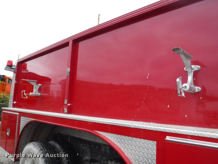 image for item DB3923 1997 International 2554 tanker fire truck