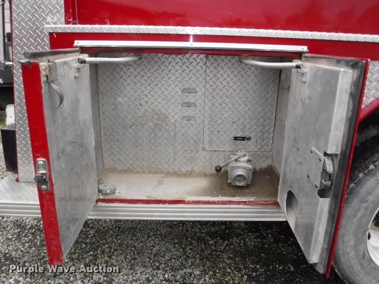 image for item DB3923 1997 International 2554 tanker fire truck