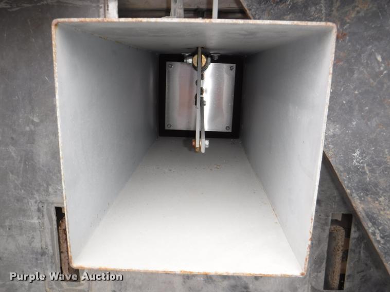 image for item DB3923 1997 International 2554 tanker fire truck