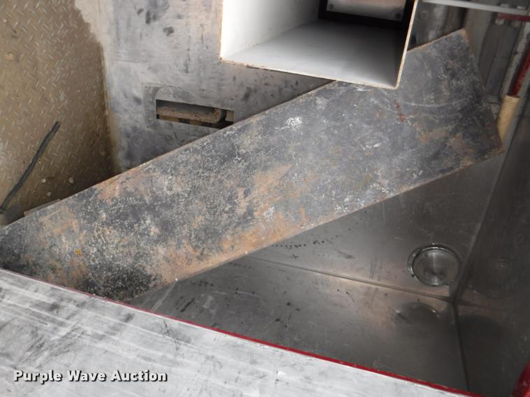 image for item DB3923 1997 International 2554 tanker fire truck