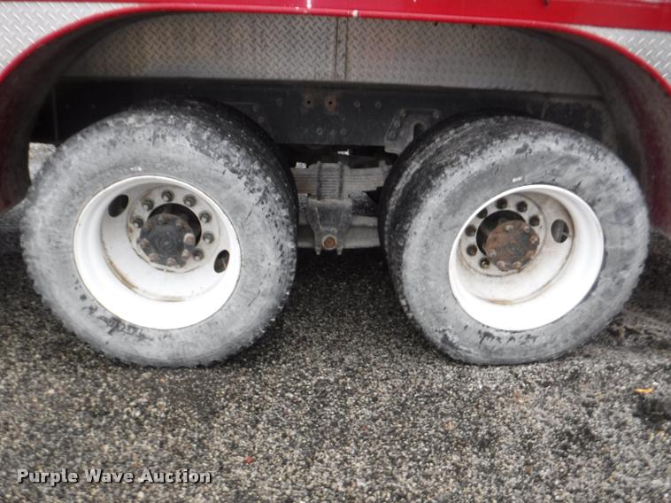 image for item DB3923 1997 International 2554 tanker fire truck