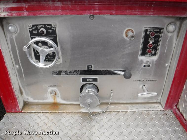 image for item DB3923 1997 International 2554 tanker fire truck