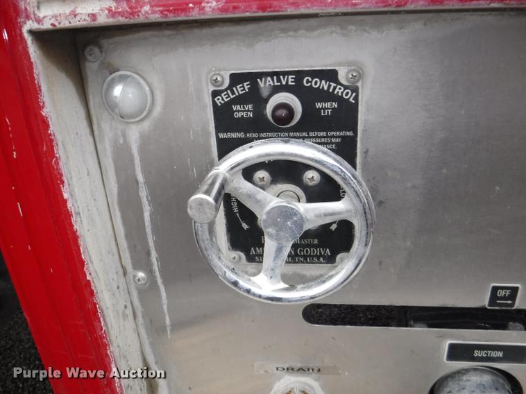 image for item DB3923 1997 International 2554 tanker fire truck