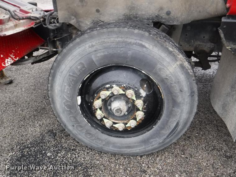 image for item DB3923 1997 International 2554 tanker fire truck