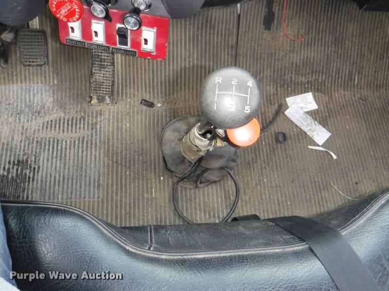 image for item DB3924 1984 Ford L8501 Louisville 101 tanker fire truck