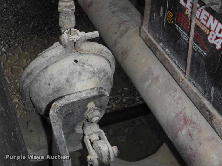 image for item DB3924 1984 Ford L8501 Louisville 101 tanker fire truck