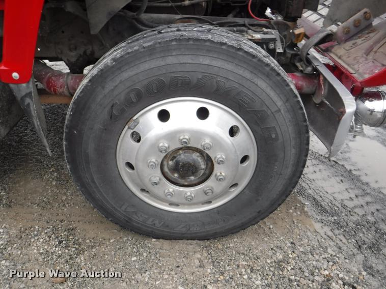 image for item DB3924 1984 Ford L8501 Louisville 101 tanker fire truck