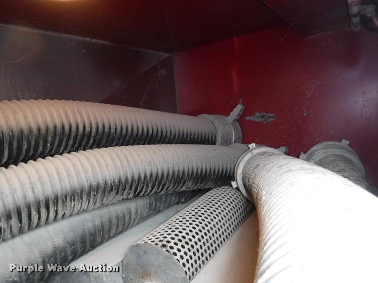 image for item DB3924 1984 Ford L8501 Louisville 101 tanker fire truck