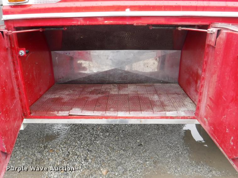 image for item DB3924 1984 Ford L8501 Louisville 101 tanker fire truck