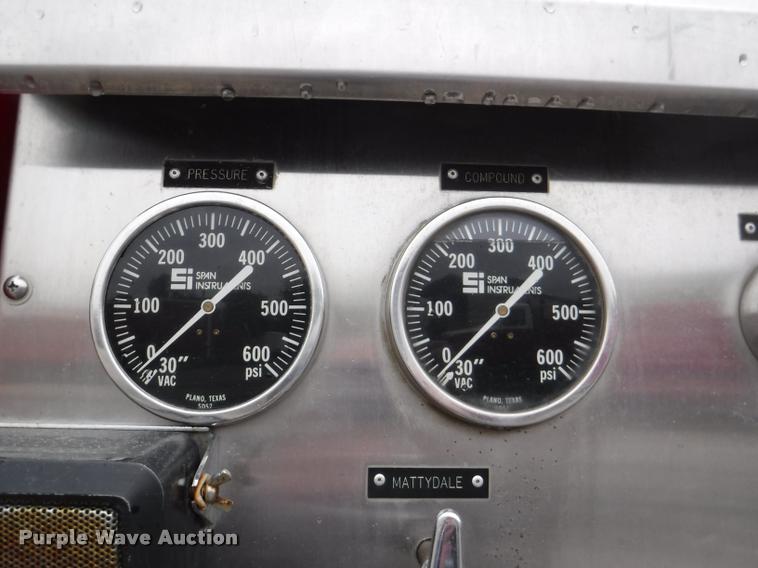 image for item DB3924 1984 Ford L8501 Louisville 101 tanker fire truck