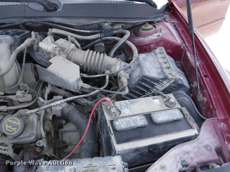 image for item DB3951 2005 Ford Taurus SE