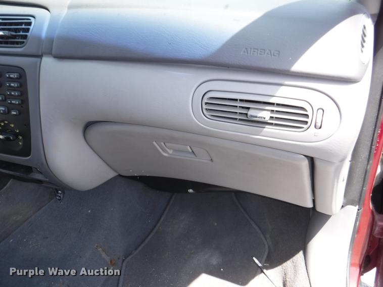 image for item DB3951 2005 Ford Taurus SE