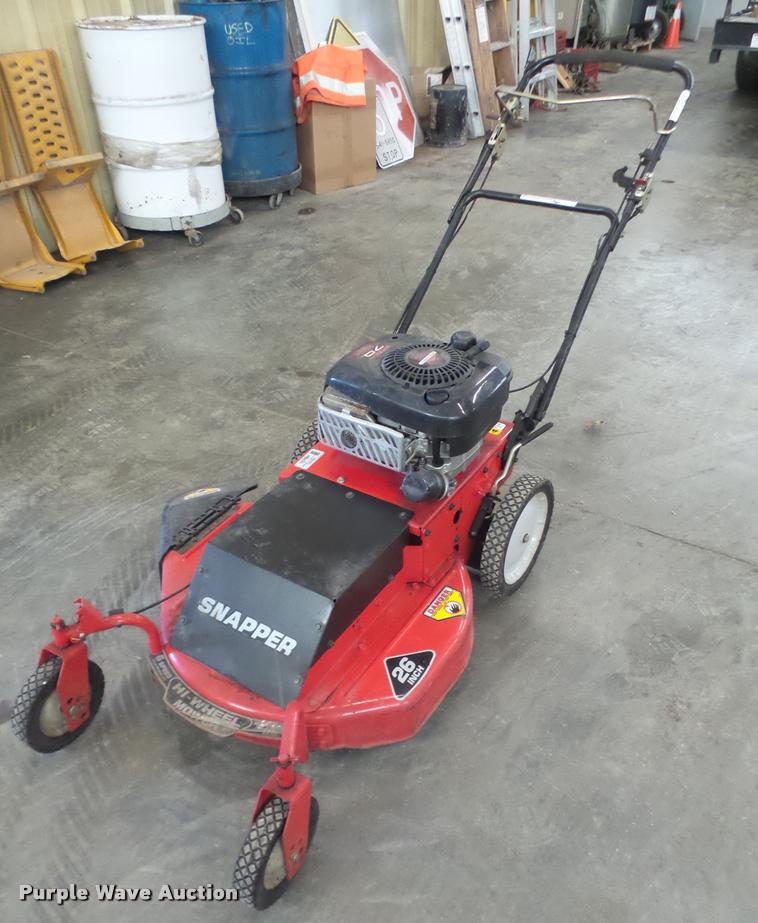 image for item DC9255 Snapper self-propelled mower