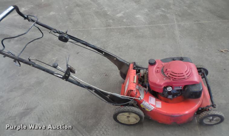 image for item DC9257 Gravely self-propelled push mower