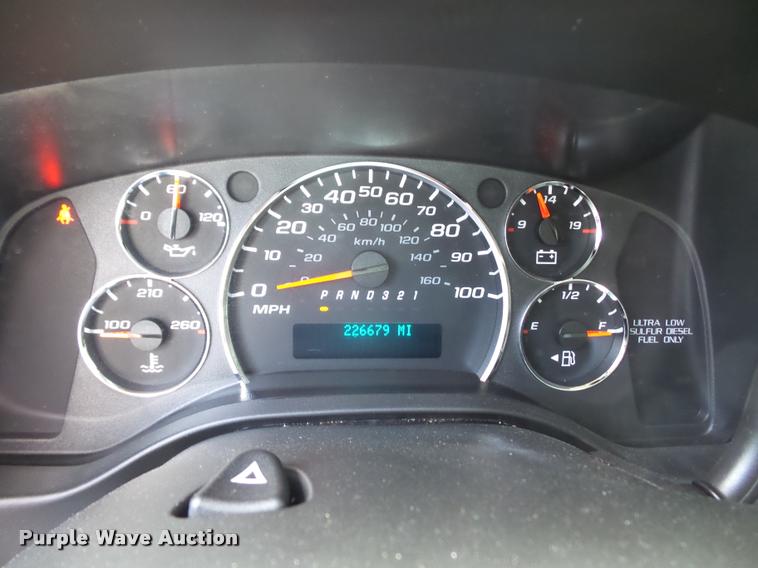 image for item DD9437 2009 Chevrolet Express 3500 ambulance