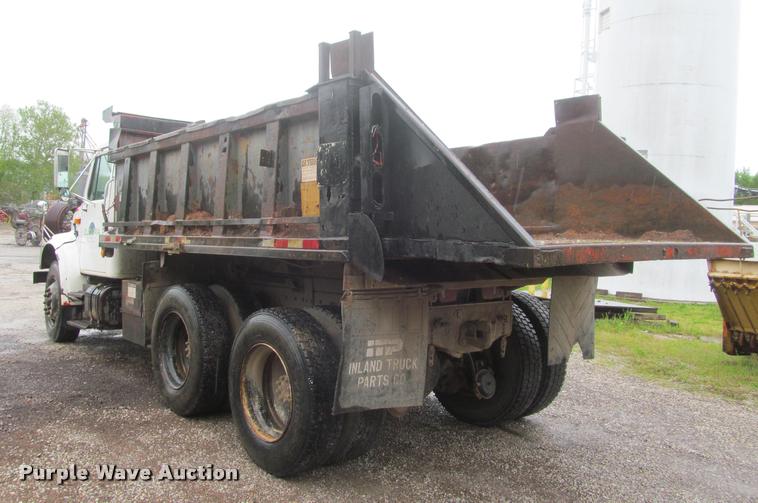 image for item DG9463 1991 International 4900 dump truck