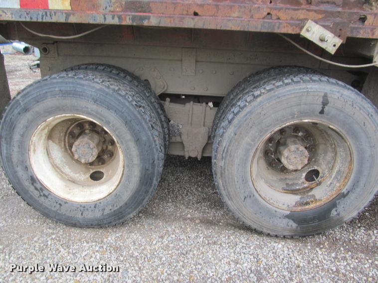 image for item DG9463 1991 International 4900 dump truck