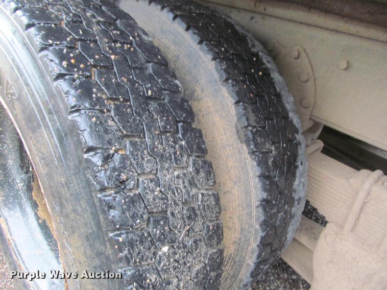 image for item DG9463 1991 International 4900 dump truck