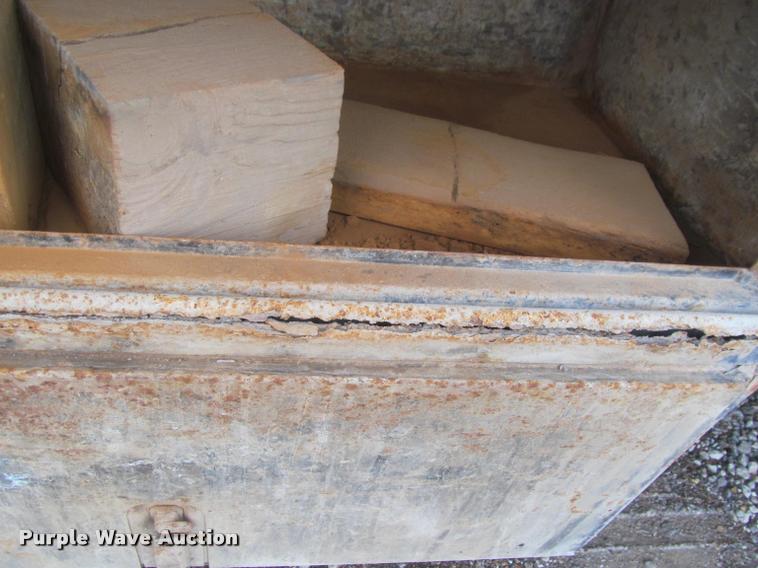 image for item DG9463 1991 International 4900 dump truck