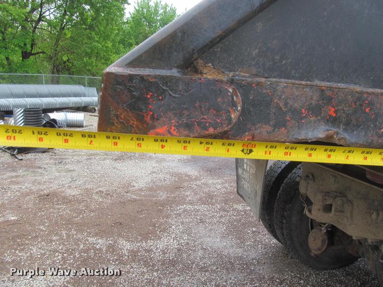 image for item DG9463 1991 International 4900 dump truck