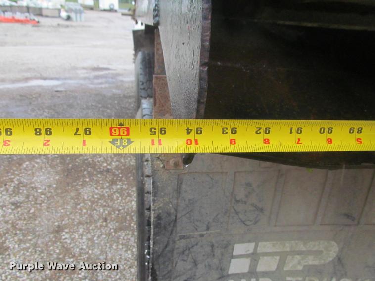 image for item DG9463 1991 International 4900 dump truck