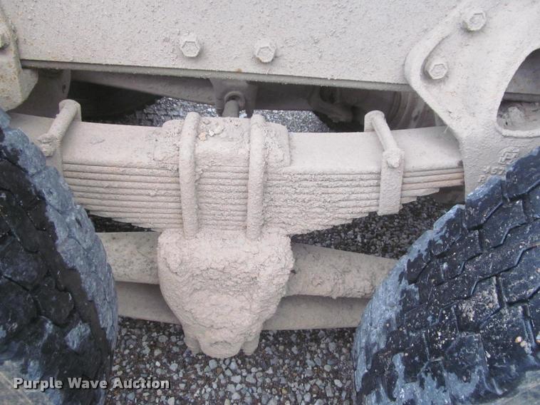 image for item DG9463 1991 International 4900 dump truck