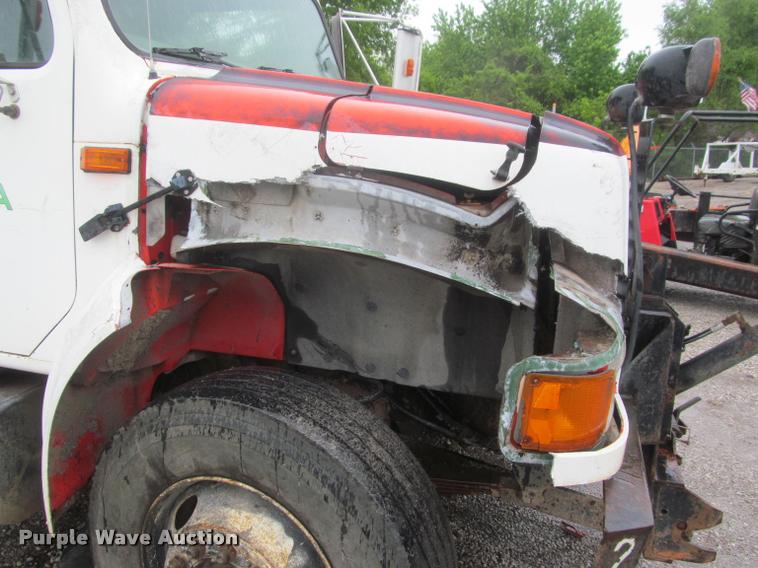 image for item DG9463 1991 International 4900 dump truck