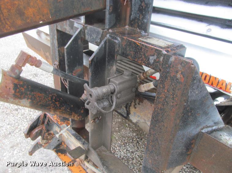 image for item DG9463 1991 International 4900 dump truck