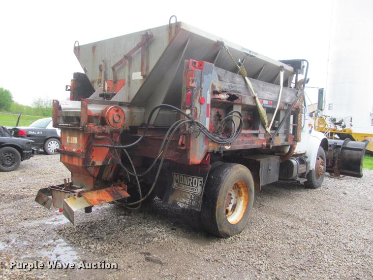 image for item DG9464 1993 International 4900 dump truck