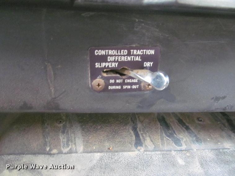 image for item DG9464 1993 International 4900 dump truck