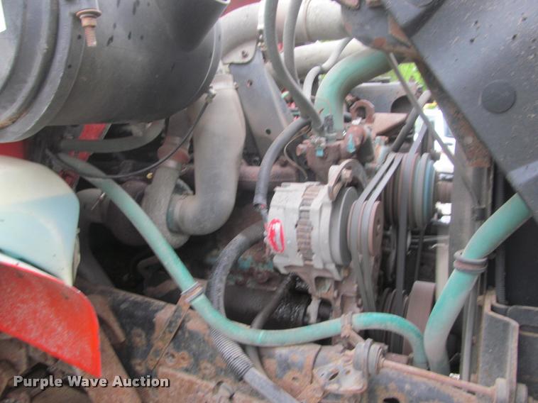 image for item DG9464 1993 International 4900 dump truck